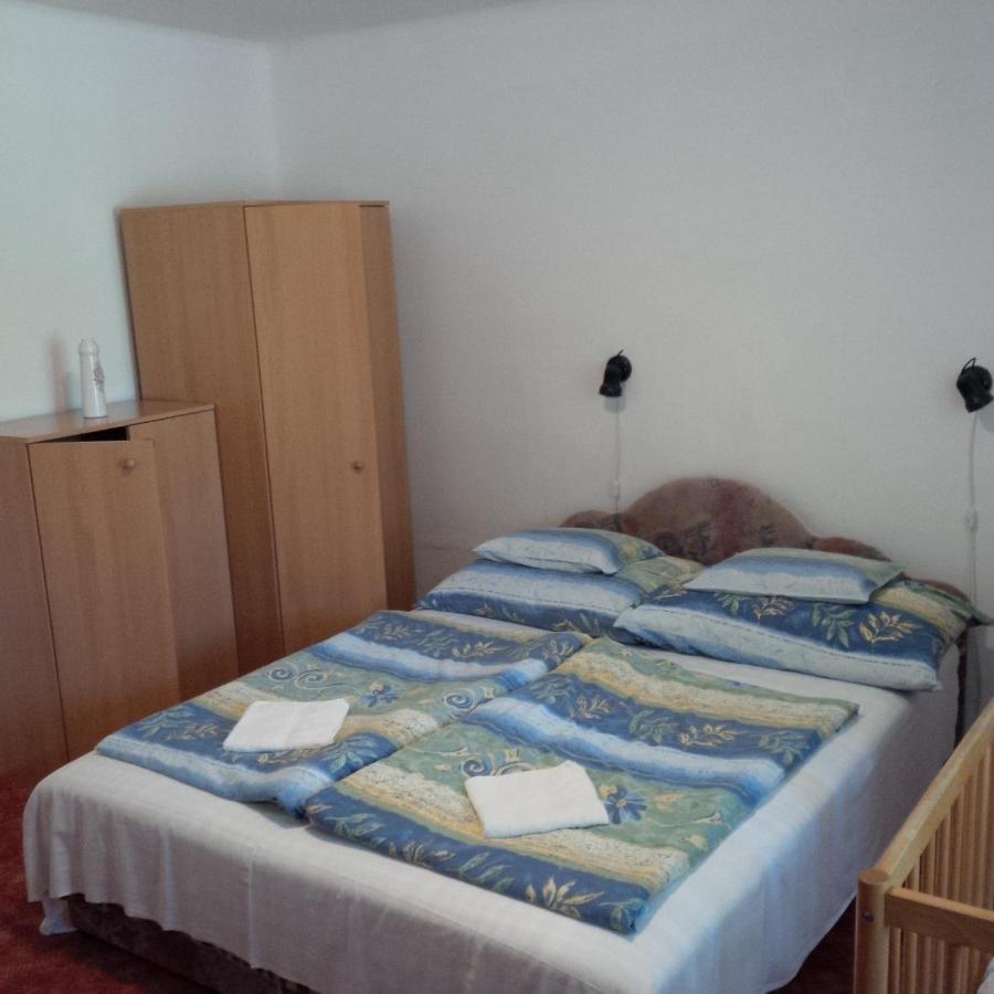 Reteshaz Strudelhaus Apartmanhaz Vonyarcvashegy Exteriör bild